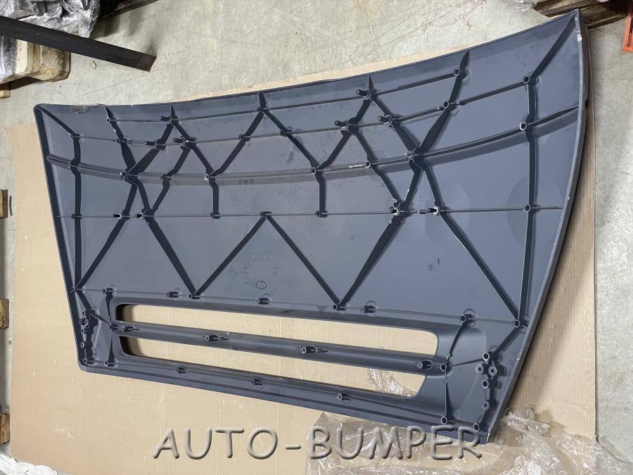 Iveco EuroCargo 2003-2008 Решетка радиатора 504032781